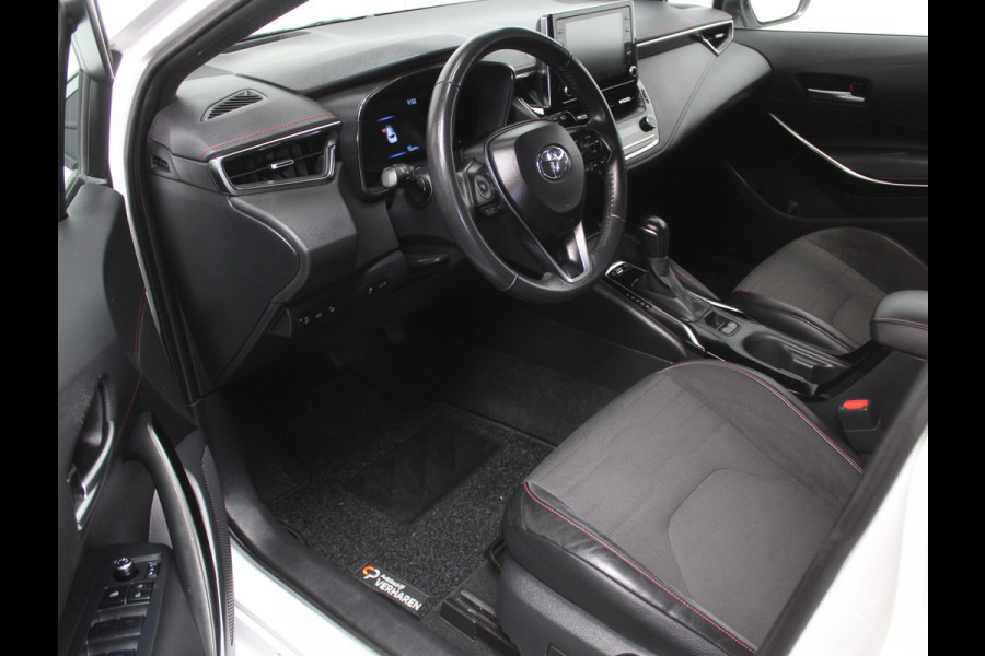 Toyota Corolla Touring Sports 1.8 Hybrid Executive CLIMATE | STOELVERW | ADAPCRUISE | DAB | ELEC-AKLEP | LED | CAMERA | PDC | NAVI | LMV17 | CARPLAY