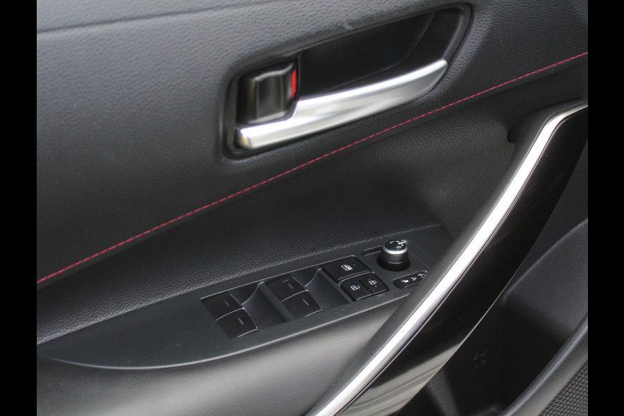 Toyota Corolla Touring Sports 1.8 Hybrid Executive CLIMATE | STOELVERW | ADAPCRUISE | DAB | ELEC-AKLEP | LED | CAMERA | PDC | NAVI | LMV17 | CARPLAY
