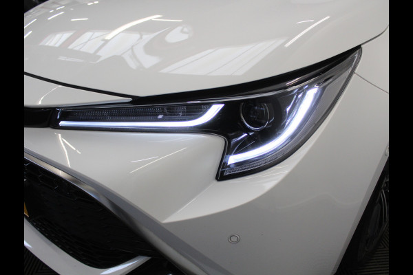 Toyota Corolla Touring Sports 1.8 Hybrid Executive CLIMATE | STOELVERW | ADAPCRUISE | DAB | ELEC-AKLEP | LED | CAMERA | PDC | NAVI | LMV17 | CARPLAY