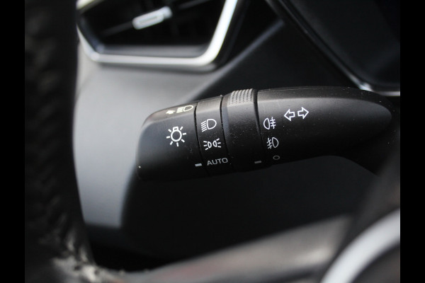Toyota Corolla Touring Sports 1.8 Hybrid Executive CLIMATE | STOELVERW | ADAPCRUISE | DAB | ELEC-AKLEP | LED | CAMERA | PDC | NAVI | LMV17 | CARPLAY