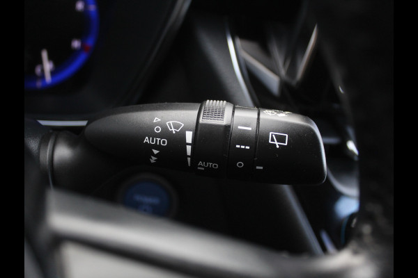 Toyota Corolla Touring Sports 1.8 Hybrid Executive CLIMATE | STOELVERW | ADAPCRUISE | DAB | ELEC-AKLEP | LED | CAMERA | PDC | NAVI | LMV17 | CARPLAY