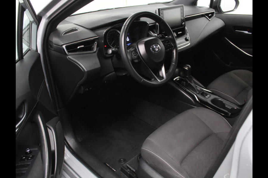 Toyota Corolla Touring Sports 1.8 Hybrid Active CAMERA | CARPLAY | ADAPCRUISE | CLIMATE | DAB | LED | LMV16 | NAVI