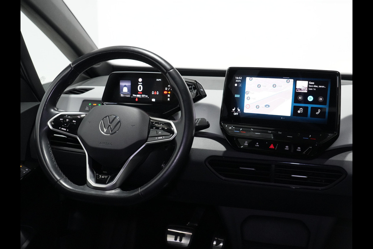 Volkswagen ID.3 First Plus 58 kWh 204pk | Camera | Acc | App-Connect | Stoelverwarming