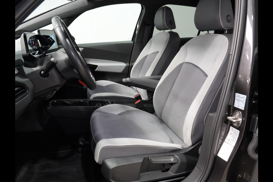 Volkswagen ID.3 First Plus 58 kWh 204pk | Camera | Acc | App-Connect | Stoelverwarming