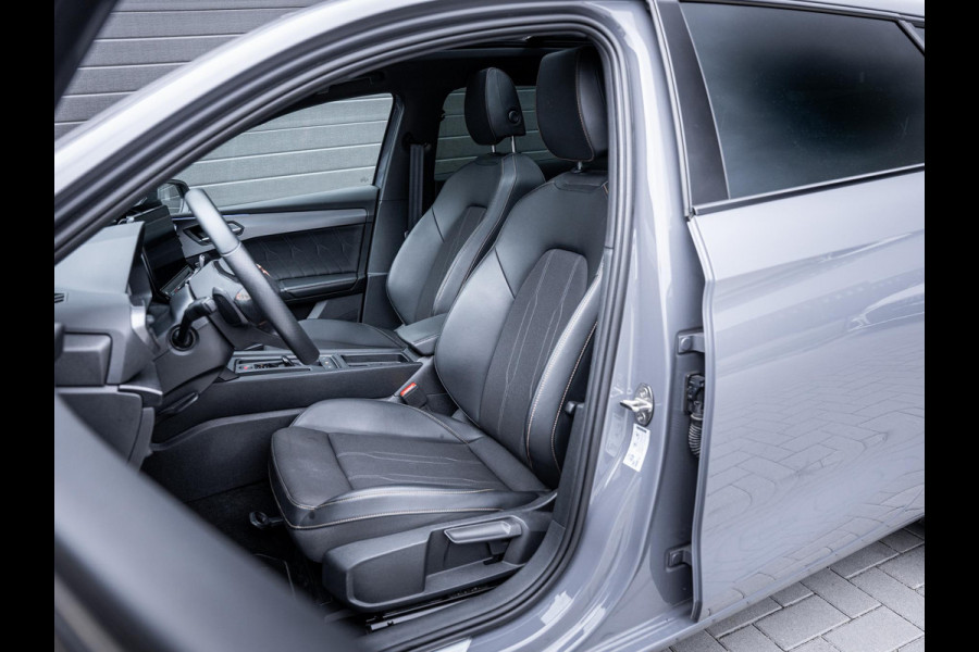 CUPRA Leon Sportstourer 1.5 eTSI Business Edition - Pano l ACC l Sfeerverl. l Camera