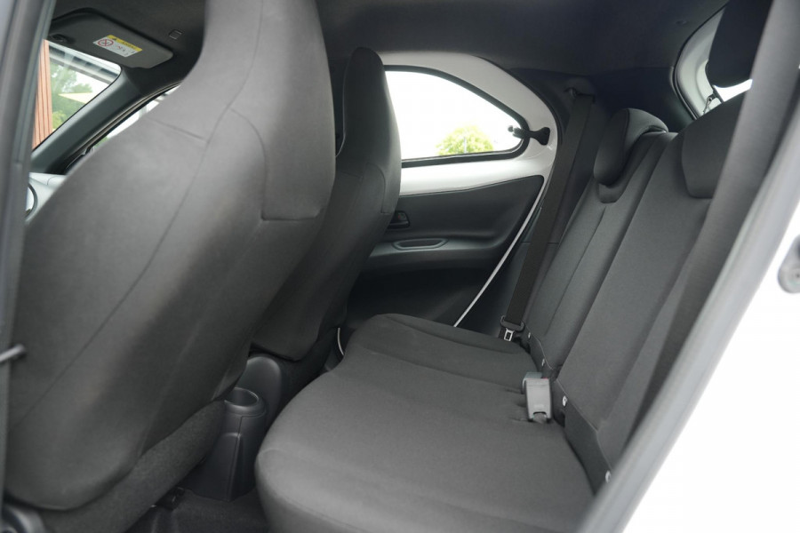 Toyota Aygo X 1.0 VVT-i MT