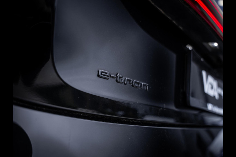 Audi e-tron 55 quattro S edition 95 kWh - Pano l Luchtv l HUD l B&O l Matrix