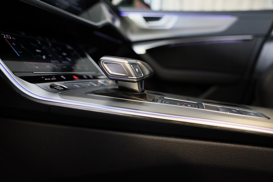 Audi A6 Avant 55 TFSI e Quattro RS6 Look / RS Zetels / Head Up / B & O / Leder / Softclose / F1 / Lane Assist / Open Pano / 22 Inc