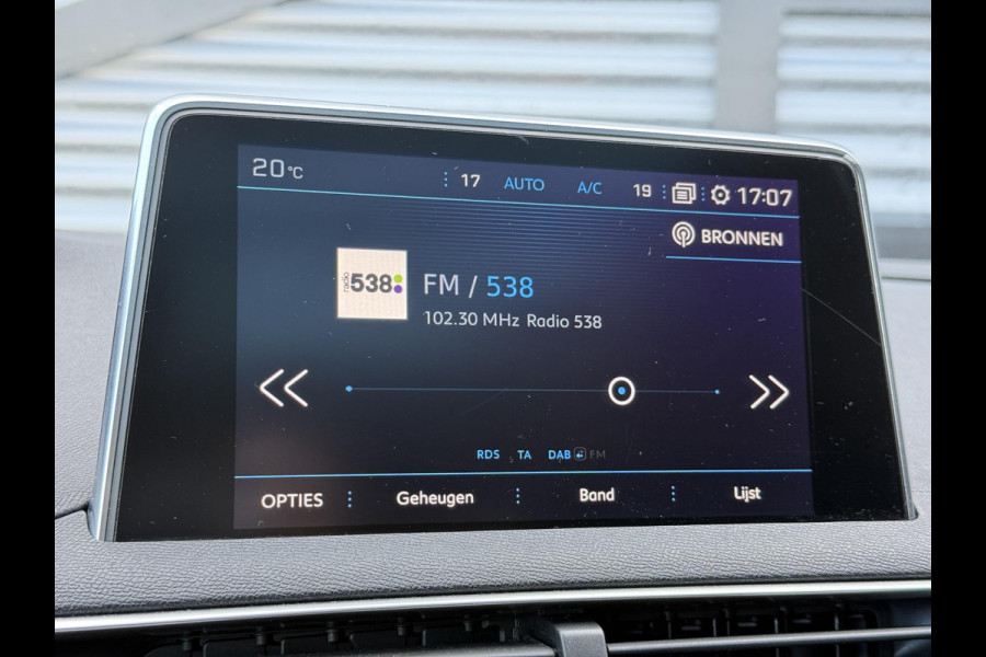 Peugeot 5008 1.2 PureTech Allure 7p. 2e Eigenaar|Navi|Schuifdak|Carplay|Camera|i-Cockpit|N.A.P|APK tot 09-2026