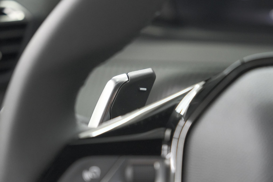 Peugeot 2008 Hybrid 145 e-DCS6 Allure | 360 Camera | Adaptieve Cruise Control | Navigatie | Dodehoekdetectie