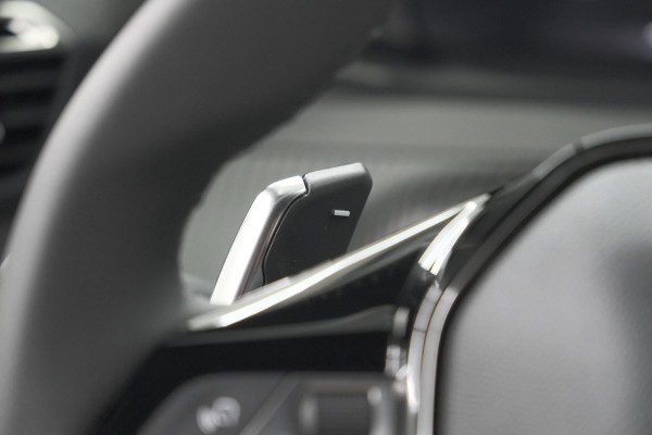 Peugeot 2008 Hybrid 145 e-DCS6 Allure | 360 Camera | Adaptieve Cruise Control | Navigatie | Dodehoekdetectie