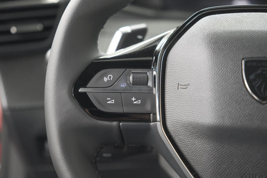 Peugeot 2008 Hybrid 145 e-DCS6 Allure | 360 Camera | Adaptieve Cruise Control | Navigatie | Dodehoekdetectie