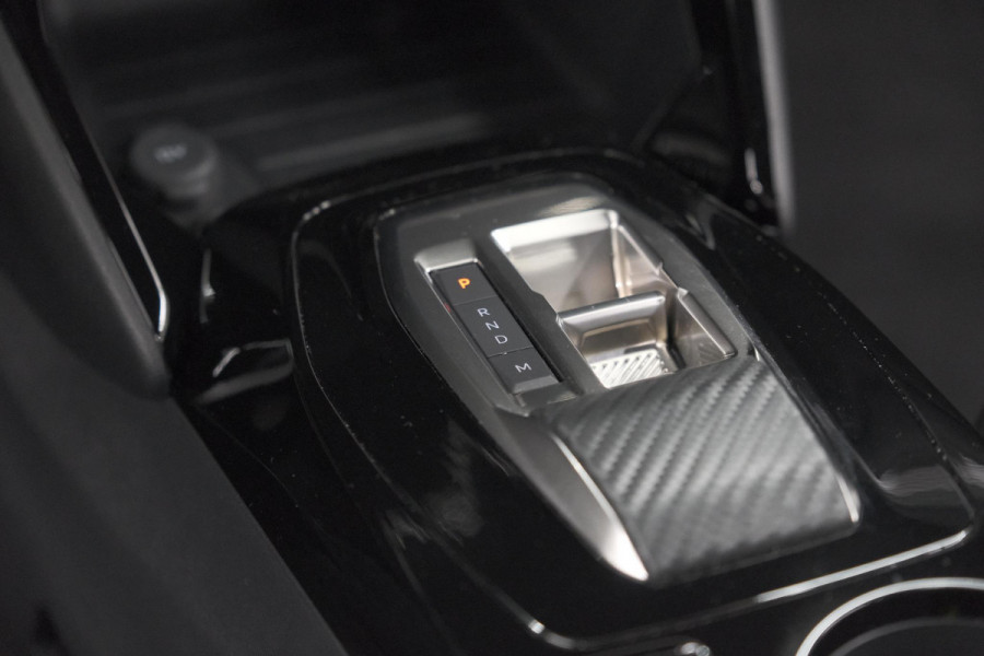 Peugeot 2008 Hybrid 145 e-DCS6 Allure | 360 Camera | Adaptieve Cruise Control | Navigatie | Dodehoekdetectie