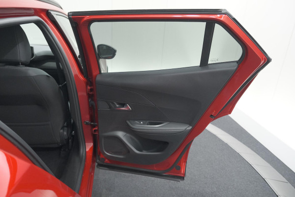 Peugeot 2008 Hybrid 145 e-DCS6 Allure | 360 Camera | Adaptieve Cruise Control | Navigatie | Dodehoekdetectie
