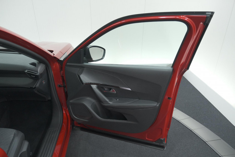 Peugeot 2008 Hybrid 145 e-DCS6 Allure | 360 Camera | Adaptieve Cruise Control | Navigatie | Dodehoekdetectie