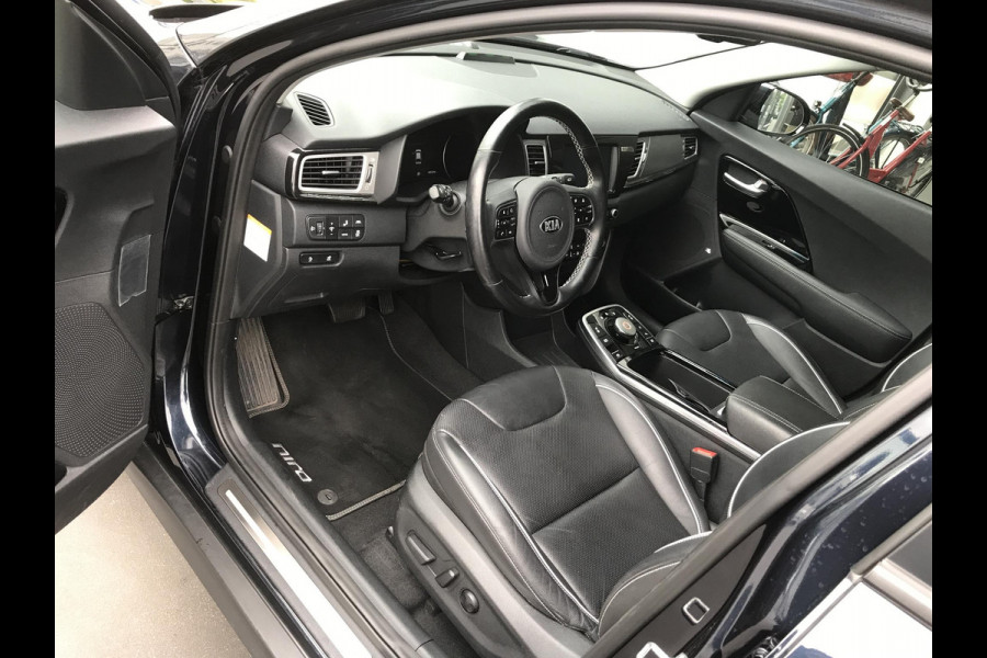Kia e-Niro ExecutiveLine 64 kWh Trekhaak dealer onderhouden