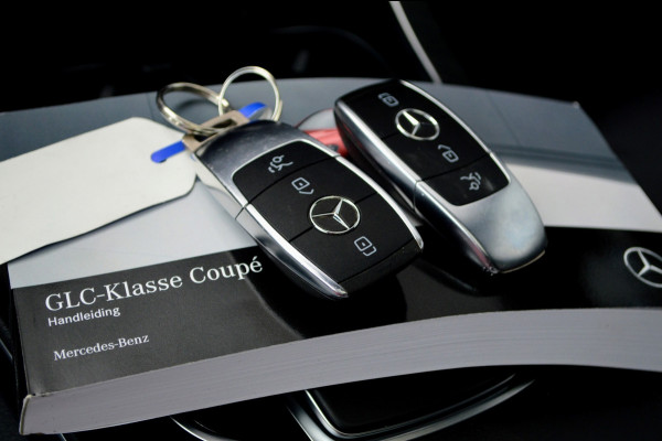 Mercedes-Benz GLC Coupé 300e 4MATIC Business Solution AMG