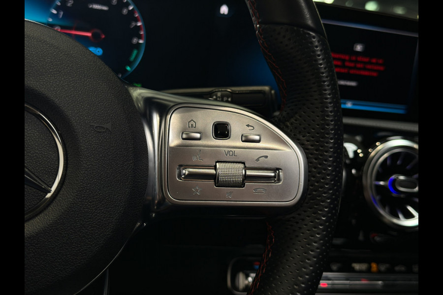 Mercedes-Benz CLA-Klasse 250 e AMG Pano | Memory | ACC | Camera | Multi | 1e eig