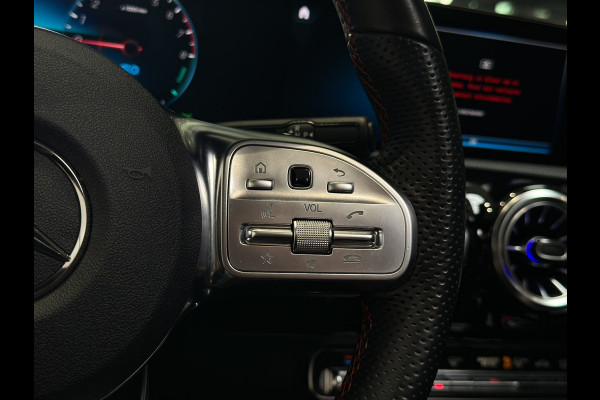 Mercedes-Benz CLA-Klasse 250 e AMG Pano | Memory | ACC | Camera | Multi | 1e eig
