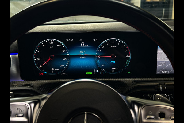 Mercedes-Benz CLA-Klasse 250 e AMG Pano | Memory | ACC | Camera | Multi | 1e eig