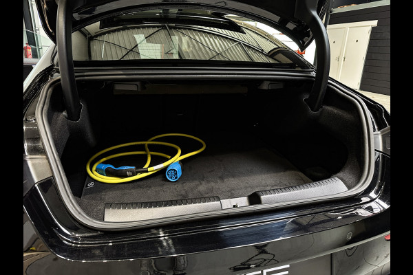 Mercedes-Benz CLA-Klasse 250 e AMG Pano | Memory | ACC | Camera | Multi | 1e eig