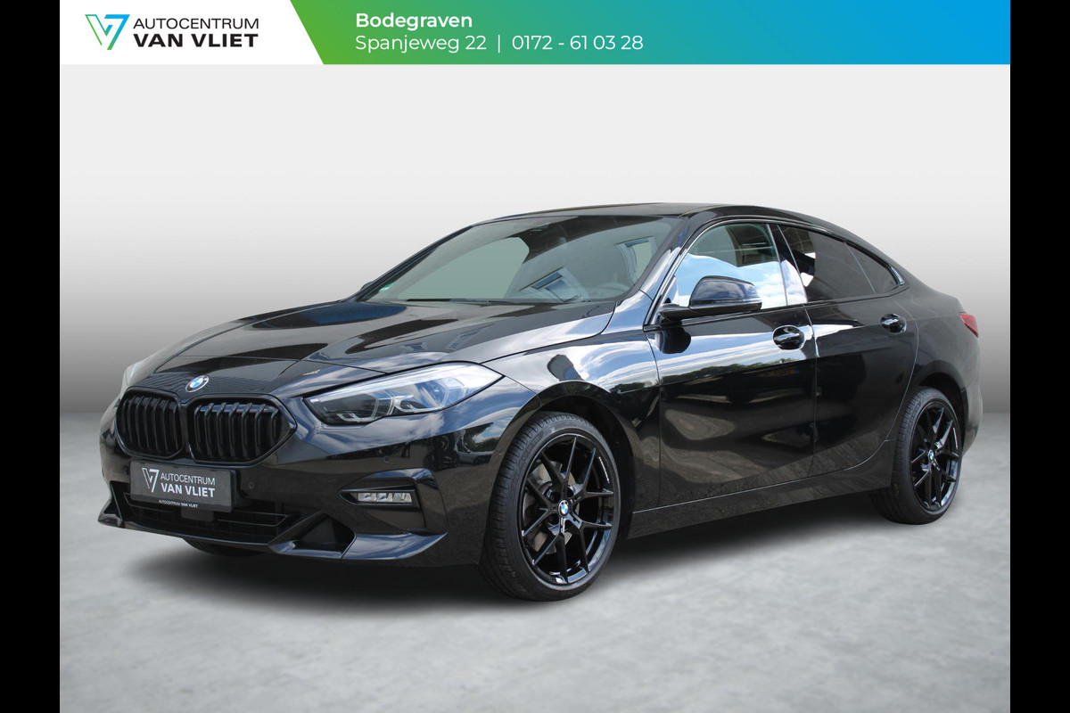 BMW 2 Serie Gran Coupé 218i Executive Edition | STOELVERWARMING | APPLE CARPLAY / ANDROID AUTO |