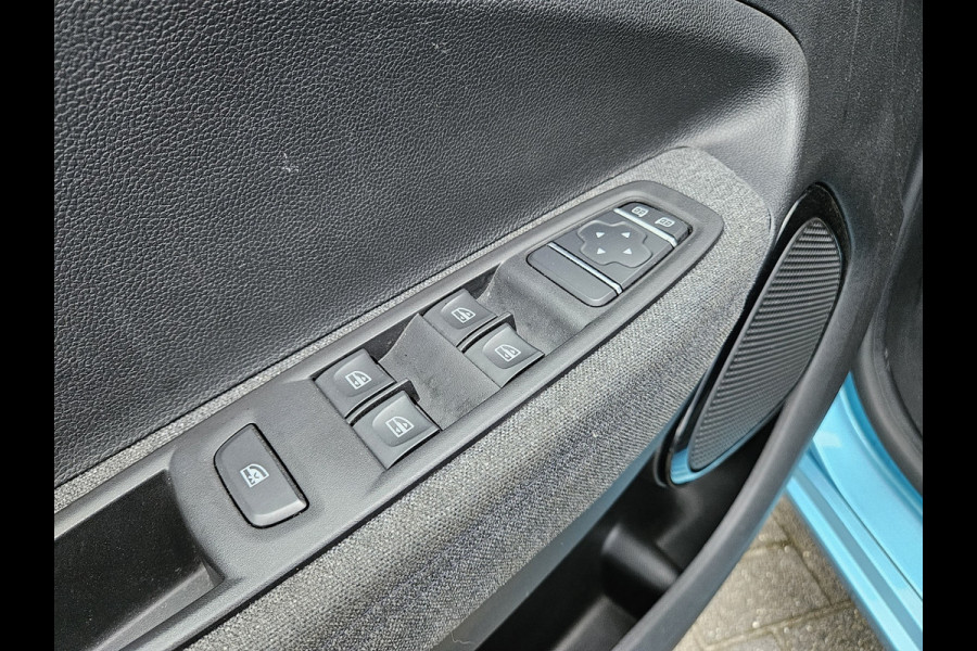 Renault ZOE R135 Zen 52 kWh Koopaccu! SOH 94%! LED! Airco/Clima! PDC! Cruise Control! Navigatie!