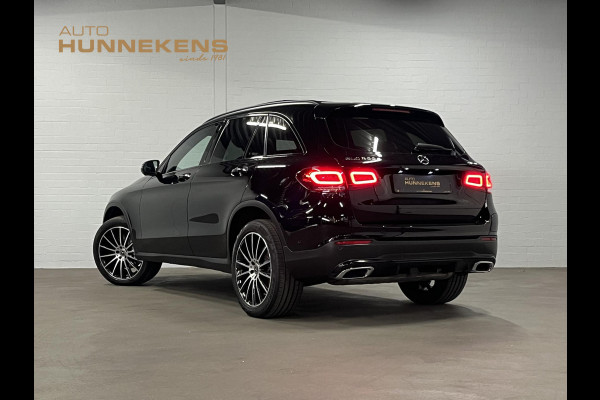 Mercedes-Benz GLC300e AMG Line Trekhaak | Open dak | Distronic | Stoelverwarming | Ambient verlichting | 360 camera | Keyless
