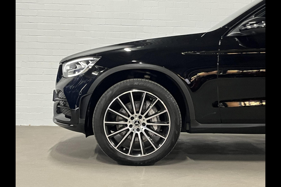 Mercedes-Benz GLC300e AMG Line Trekhaak | Open dak | Distronic | Stoelverwarming | Ambient verlichting | 360 camera | Keyless
