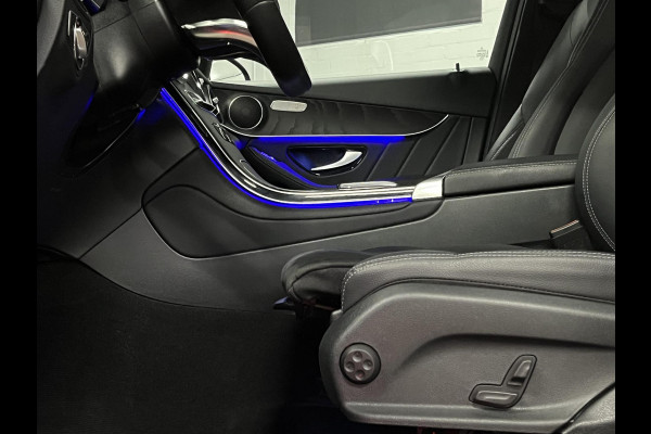 Mercedes-Benz GLC300e AMG Line Trekhaak | Open dak | Distronic | Stoelverwarming | Ambient verlichting | 360 camera | Keyless