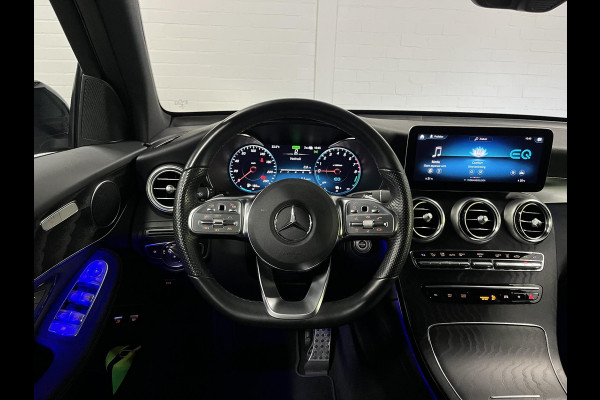 Mercedes-Benz GLC300e AMG Line Trekhaak | Open dak | Distronic | Stoelverwarming | Ambient verlichting | 360 camera | Keyless