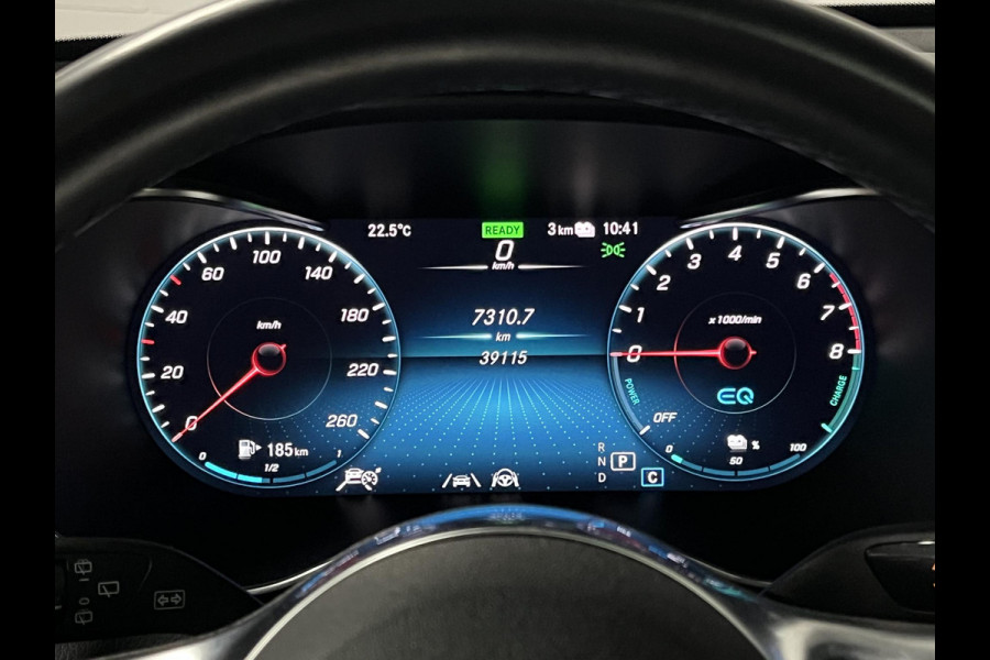 Mercedes-Benz GLC300e AMG Line Trekhaak | Open dak | Distronic | Stoelverwarming | Ambient verlichting | 360 camera | Keyless