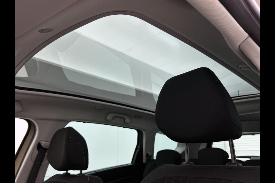 Renault Grand Scénic 1.3 TCe 116PK Limited 1e EIGENAAR | DEALER ONDERHOUDEN | PANORAMDAK | NAVI | PARK. SENSOREN V+A