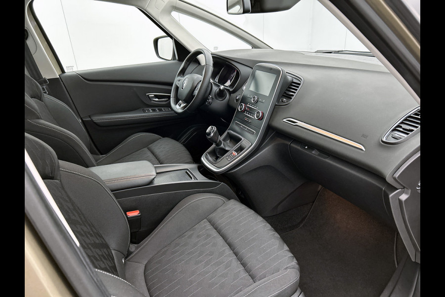 Renault Grand Scénic 1.3 TCe 116PK Limited 1e EIGENAAR | DEALER ONDERHOUDEN | PANORAMDAK | NAVI | PARK. SENSOREN V+A