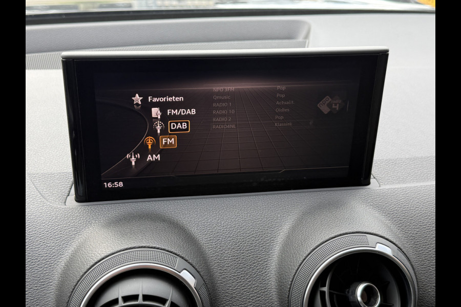 Audi Q2 35 TFSI Pro Line | ACC | Apple Carplay | | Camera | Stoelverwarming