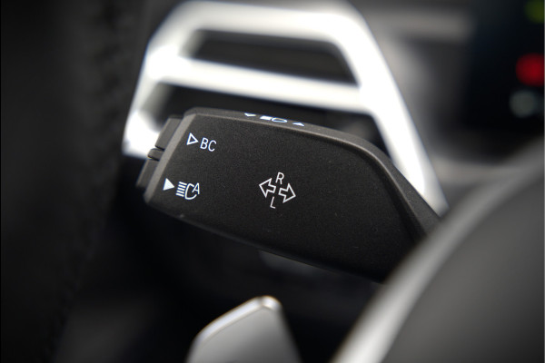 BMW 3 Serie Touring 330i xDrive High Excecutive M Sport | M Performance | Stoelverwarming | Camera | Navigatie | Parkeersensoren | Apple Carplay | Keyless | HIFI | Adaptive Cruise Control | DAB | LED | BTW | Fabrieksgarantie