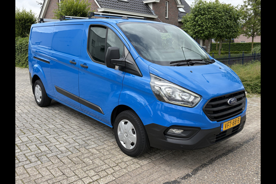 Ford Transit Custom 300 2.0 TDCI 130PK Euro6 L2H1 Trend ✓ navigatie ✓ camera ✓ trekhaak 2800KG ✓ dakdragers
