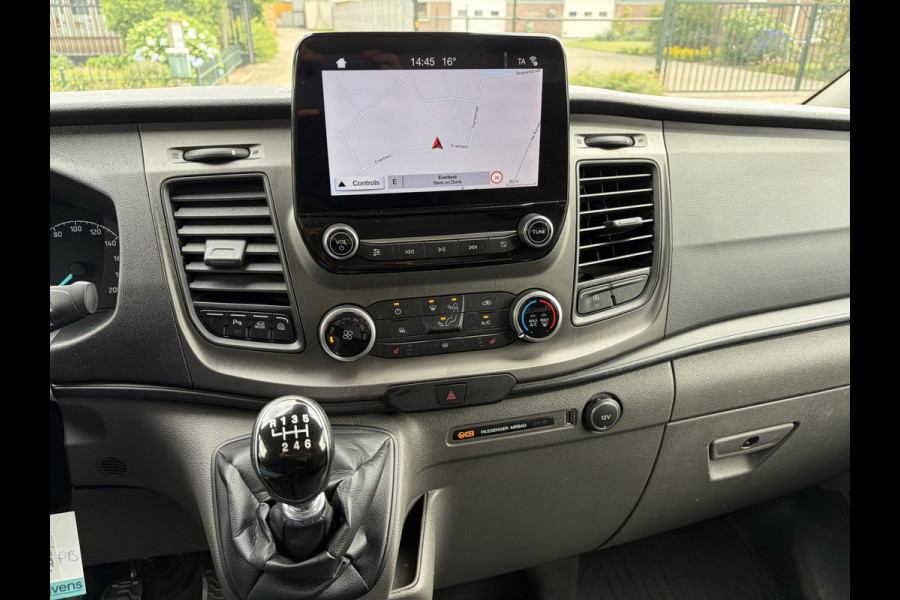 Ford Transit Custom 300 2.0 TDCI 130PK Euro6 L2H1 Trend ✓ navigatie ✓ camera ✓ trekhaak 2800KG ✓ dakdragers