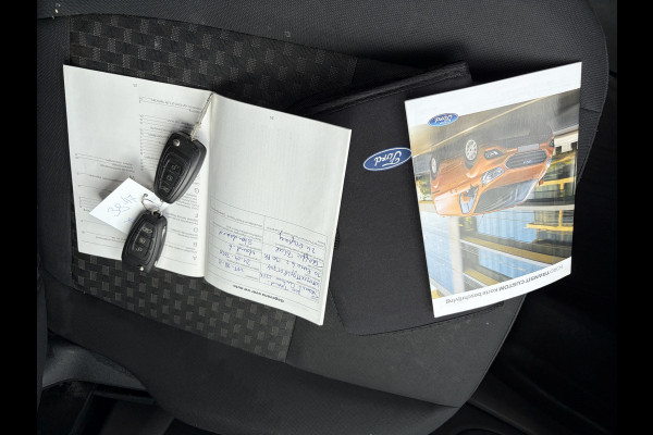 Ford Transit Custom 300 2.0 TDCI 130PK Euro6 L2H1 Trend ✓ navigatie ✓ camera ✓ trekhaak 2800KG ✓ dakdragers