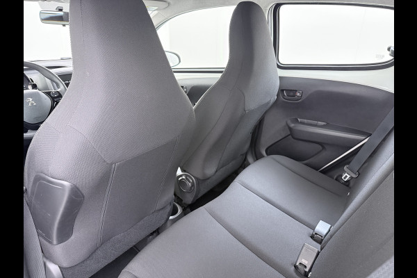 Peugeot 108 1.0 e-VTi 5Drs Airco Bluetooth Elek.Ramen Pack Premium Active Isofix ESP Mistlampen Origineel Nederlanse Auto