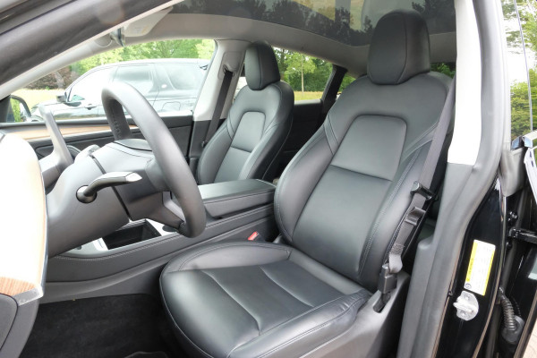 Tesla Model Y Long Range AWD 75 kWh 514 PK | Full Self Driving | Auto Pilot | Dual Motor | Panorama dak | Elektrische Stoelen | Elektrische Klep | 19 Inch |