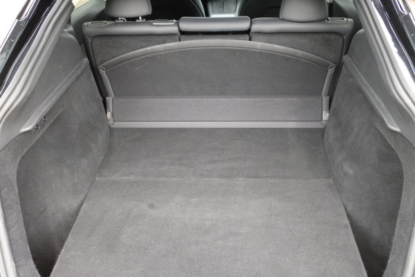 Tesla Model Y Long Range AWD 75 kWh 514 PK | Full Self Driving | Auto Pilot | Dual Motor | Panorama dak | Elektrische Stoelen | Elektrische Klep | 19 Inch |