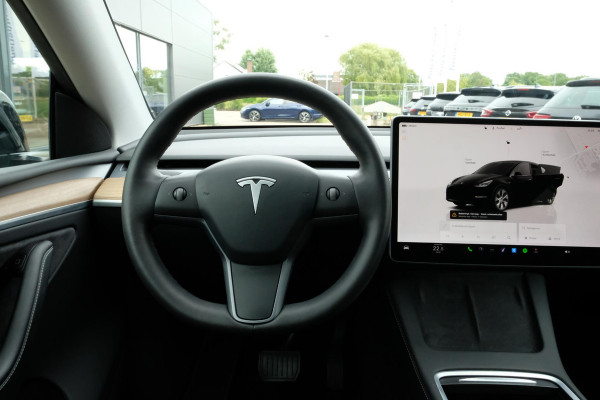 Tesla Model Y Long Range AWD 75 kWh 514 PK | Full Self Driving | Auto Pilot | Dual Motor | Panorama dak | Elektrische Stoelen | Elektrische Klep | 19 Inch |