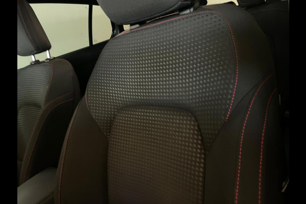 Ford FOCUS Wagon 1.0 EcoBoost Hybrid ST Line Business ECC NAVI CRUISE APPLE CARPLAY TREKHAAK SPORTSTOELEN