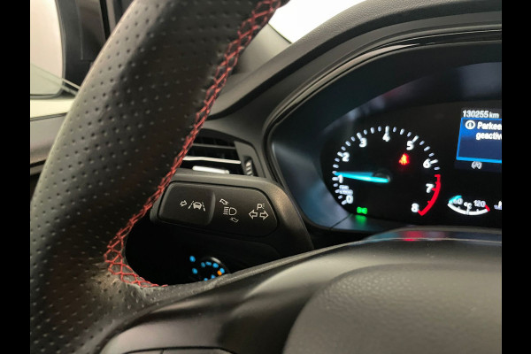 Ford FOCUS Wagon 1.0 EcoBoost Hybrid ST Line Business ECC NAVI CRUISE APPLE CARPLAY TREKHAAK SPORTSTOELEN