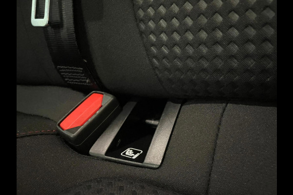 Ford FOCUS Wagon 1.0 EcoBoost Hybrid ST Line Business ECC NAVI CRUISE APPLE CARPLAY TREKHAAK SPORTSTOELEN