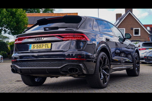 Audi RSQ8 4.0 TFSI RS Q8 Quattro | Massage | Carbon | Alcantara | Stoelkoeling/verwarming | Bang&Olufsen | Memory | 23 inch | NAP