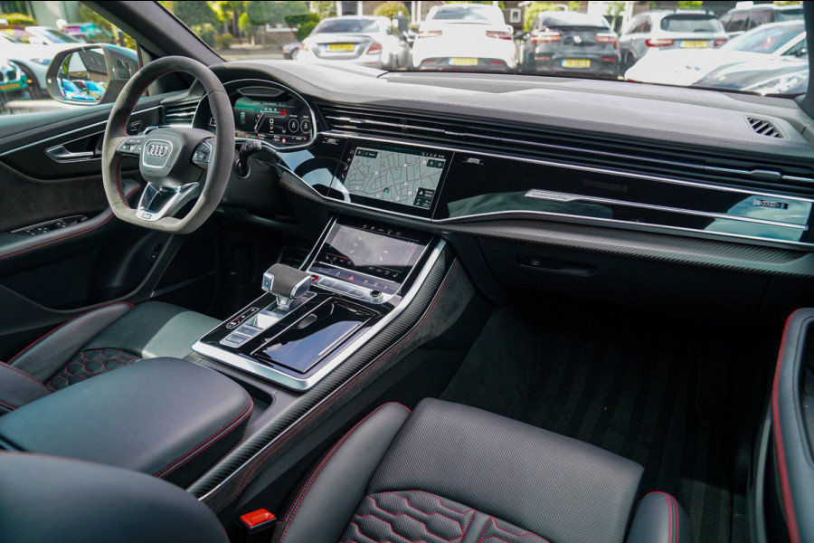 Audi RSQ8 4.0 TFSI RS Q8 Quattro | Massage | Carbon | Alcantara | Stoelkoeling/verwarming | Bang&Olufsen | Memory | 23 inch | NAP