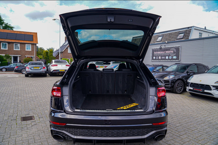 Audi RSQ8 4.0 TFSI RS Q8 Quattro | Massage | Carbon | Alcantara | Stoelkoeling/verwarming | Bang&Olufsen | Memory | 23 inch | NAP