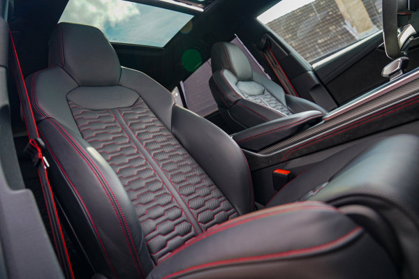 Audi RSQ8 4.0 TFSI RS Q8 Quattro | Massage | Carbon | Alcantara | Stoelkoeling/verwarming | Bang&Olufsen | Memory | 23 inch | NAP